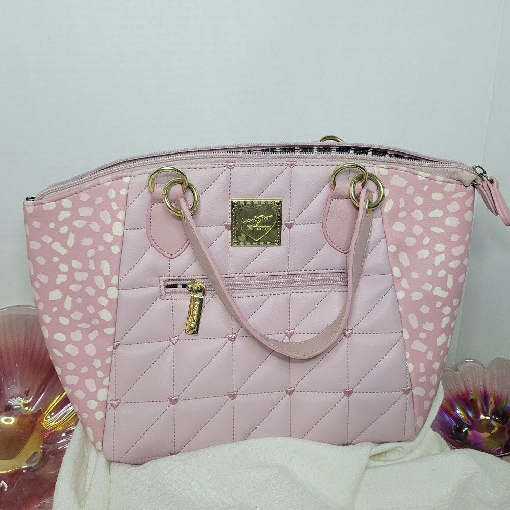 Luv Betsey by Betsey Johnson Women's Kinley Quilted Satchel, Pink